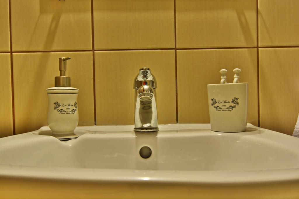 Gartagani Guest House สเตมนิตซา ภายนอก รูปภาพ