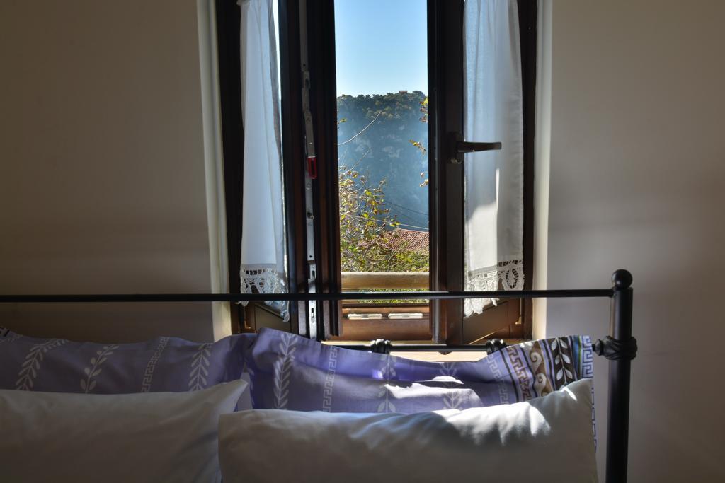 Gartagani Guest House สเตมนิตซา ภายนอก รูปภาพ